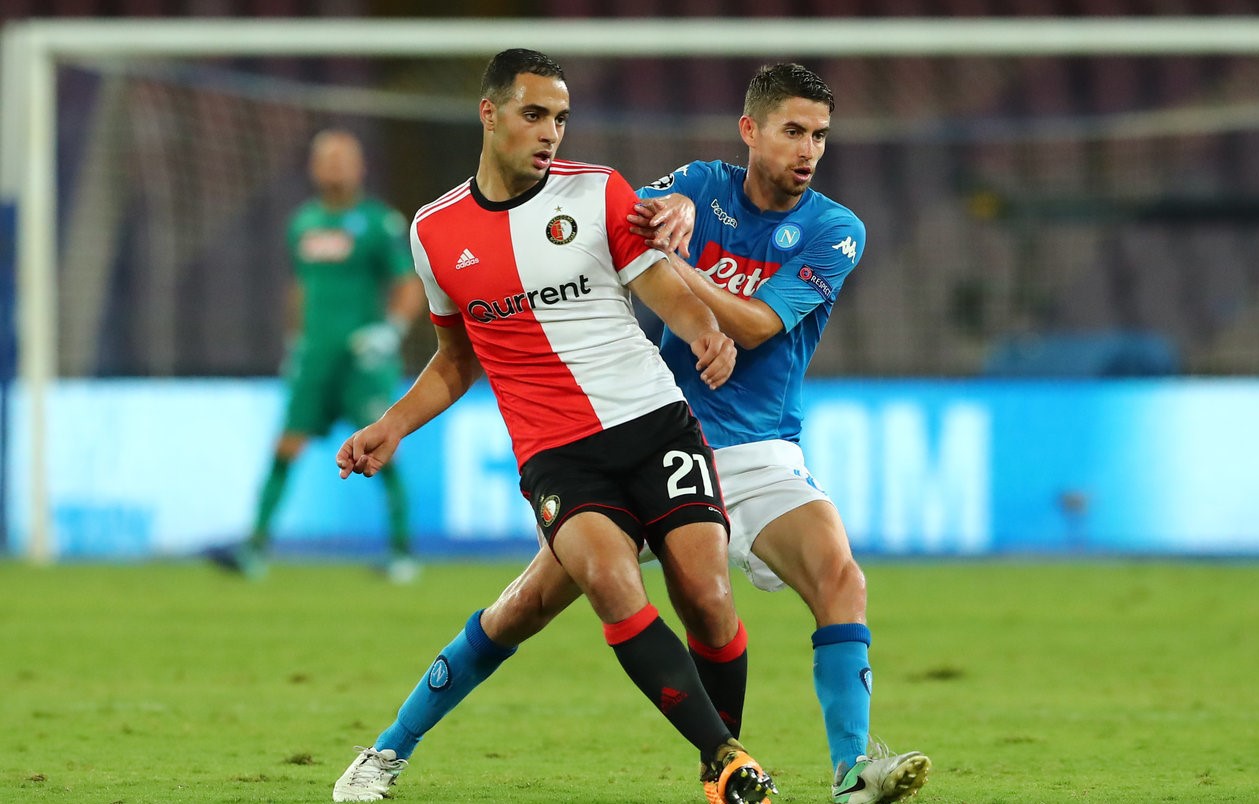 爱游戏登陆入口关于国际比赛日体能课后；波尔图防线松动备战荷甲；悬念犹存；年轻球员得到机会的信息